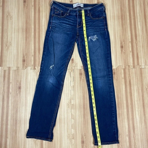 Hollister Faded Dark Wash Straight Leg Denim Jeans Women's Size 5S/W27 - Picture 3 of 7